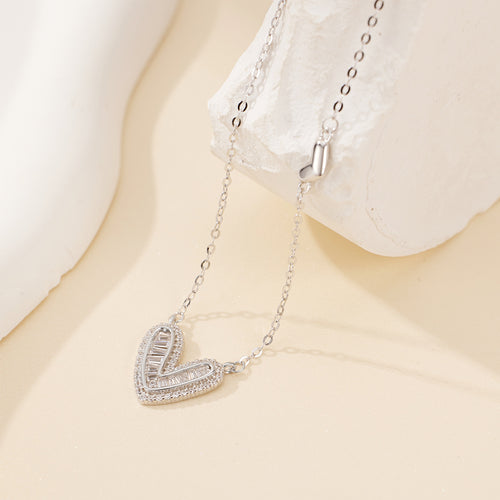 925 Sterling Silver Zircon Heart Necklace – view 2 | Lola Mariee