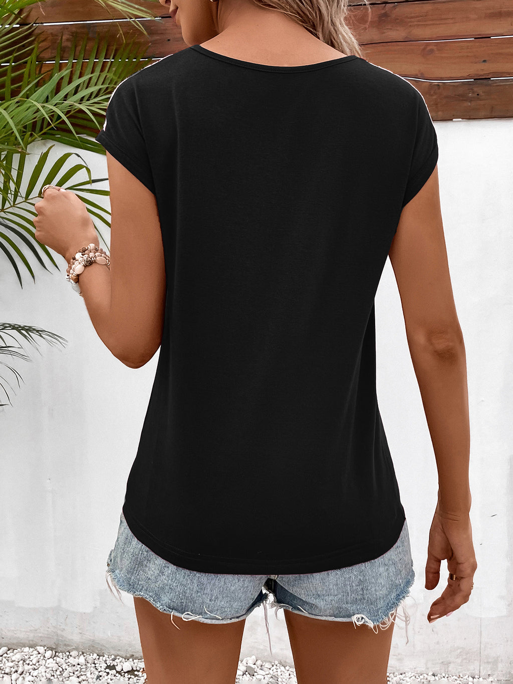 Ivy Lane Spliced Lace V-Neck Twisted Hem Tee - Trendsi | Lola Mariee