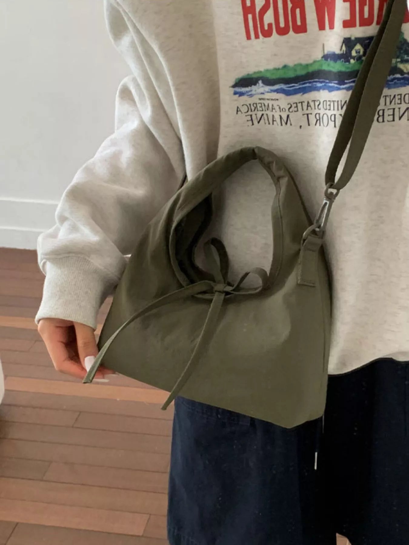Casual Lightweight Solid Color Crossbody Bag – view 5 | Lola Mariee