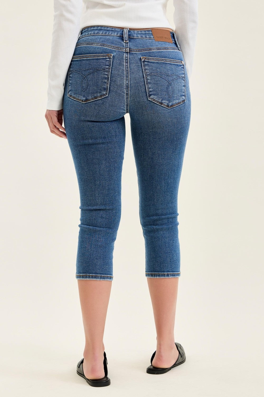 Judy Blue Mid-Rise Stretch Capri Jeans - Trendsi | Lola Mariee