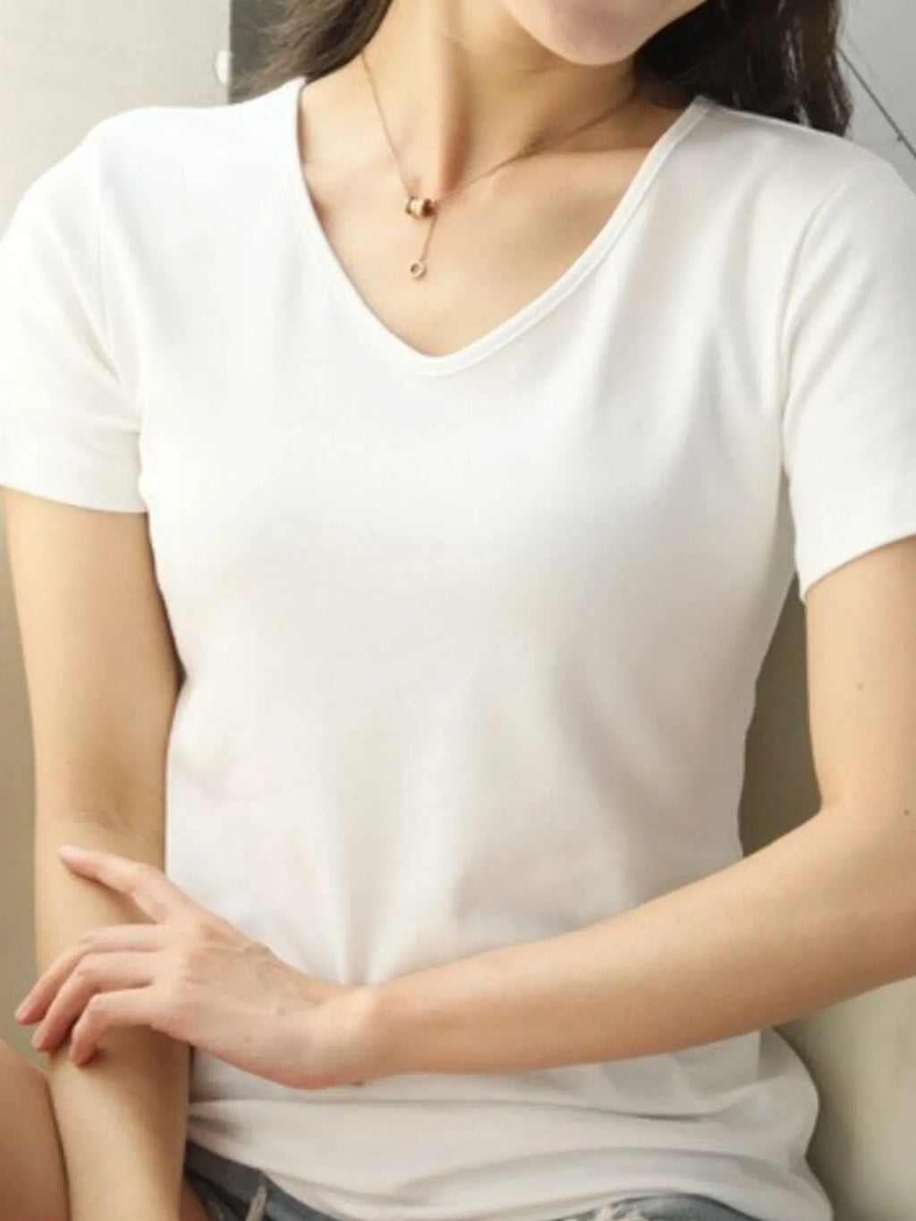V-Neck Short Sleeve T-Shirt - Trendsi | Lola Mariee