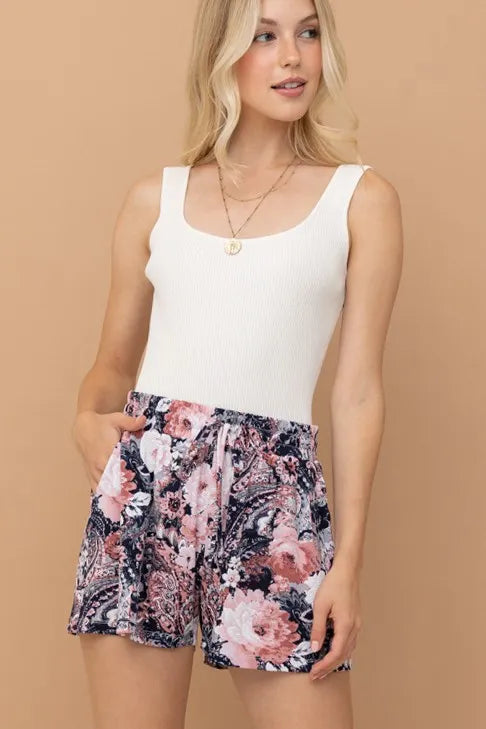 And The Why Wrinkle-free Stretchy Cooling Fabric Shorts – view 2 | Lola Mariee