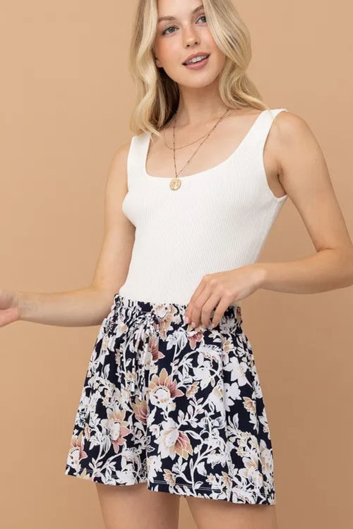 And The Why Wrinkle-free Stretchy Cooling Fabric Shorts | Lola Mariee