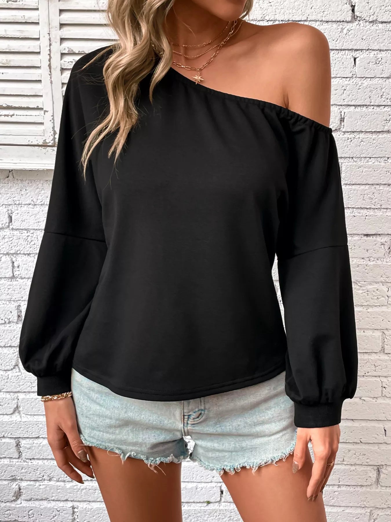 One-Shoulder Long Sleeve Casual Sweatshirt - Trendsi | Lola Mariee