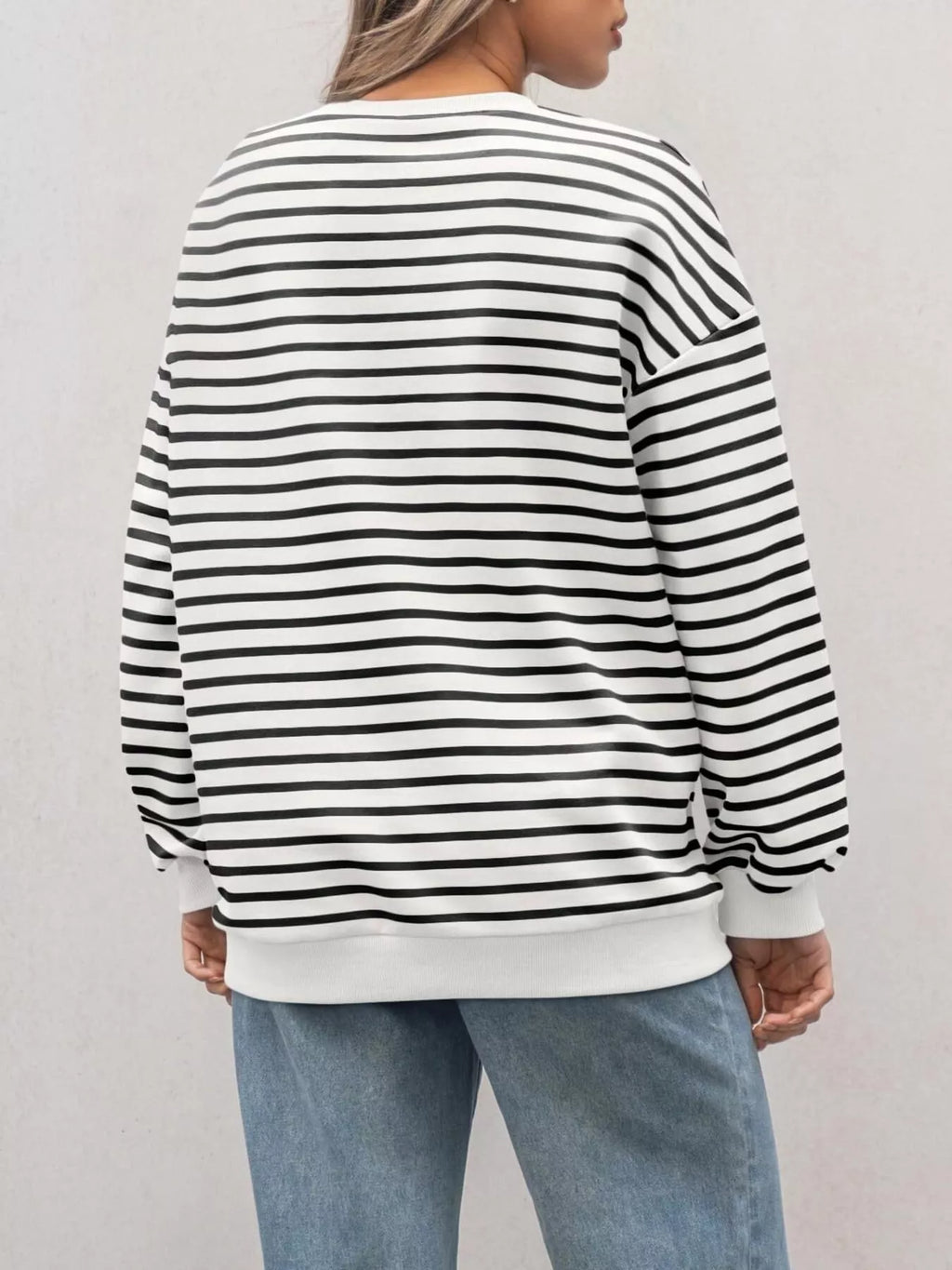Striped Round Neck Oversized Casual Sweatshirt - Trendsi | Lola Mariee