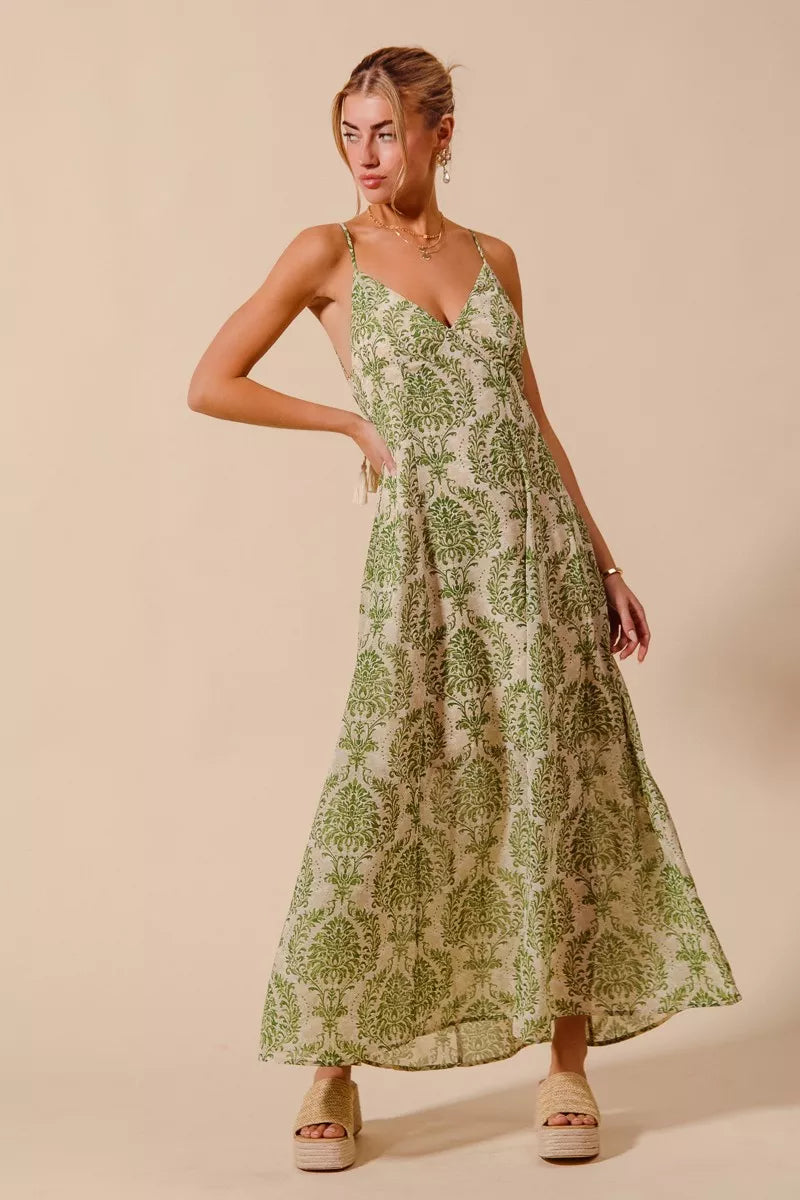 SO ME Damask Floral Summer Maxi Flowy Dress With Open Back | Lola Mariee
