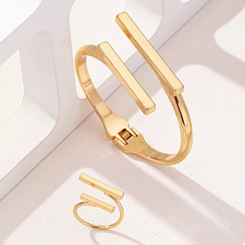 Adjustable 18K Gold-Plated Modern Bar Bracelet and Ring Jewelry Set – view 2 | Lola Mariee