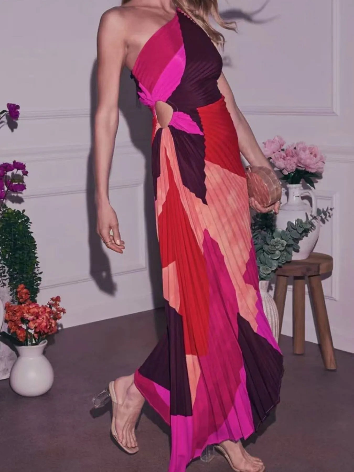 Single Shoulder Floral Pleated Dress – view 10 | Lola Mariee