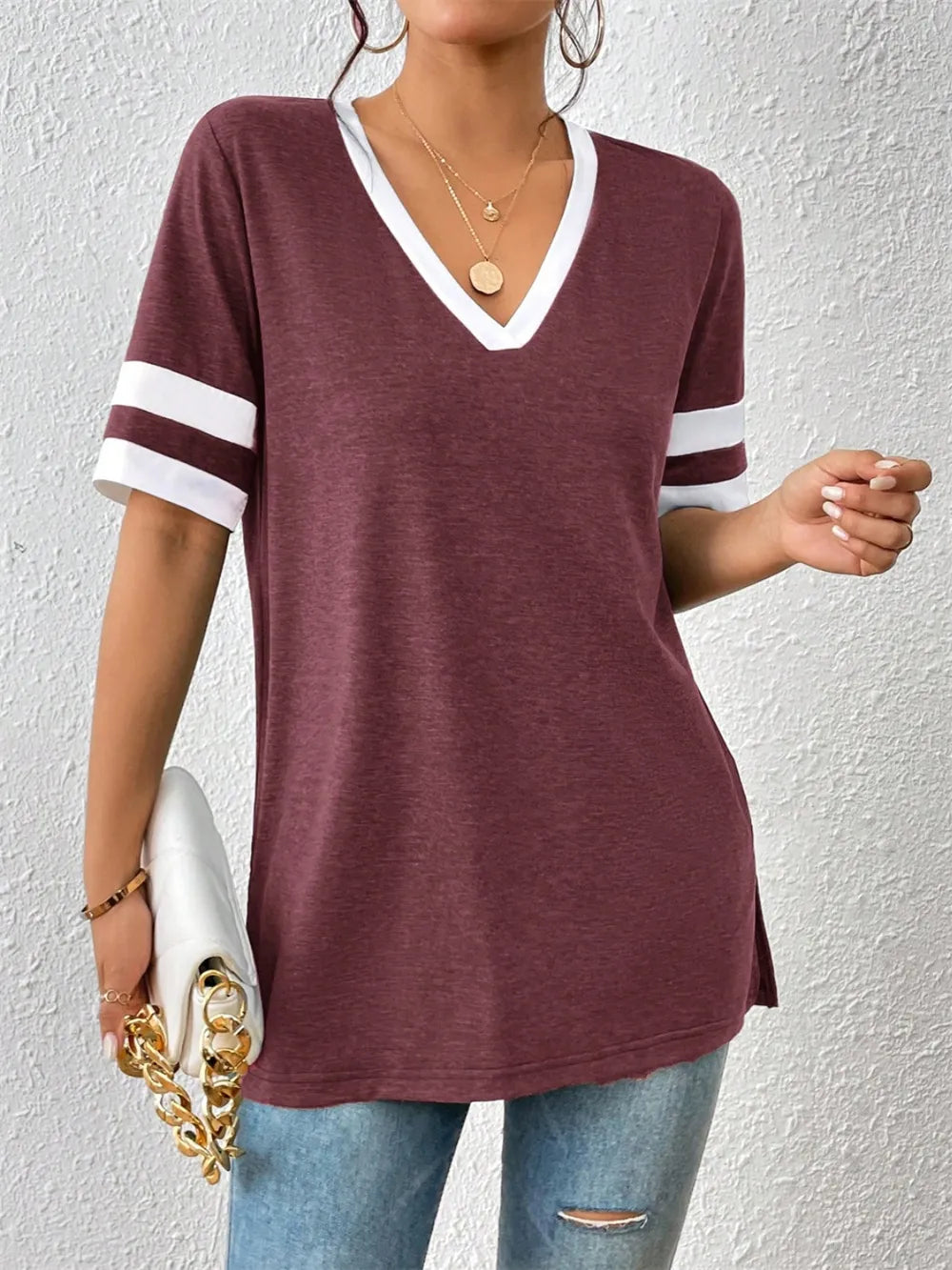 Contrast Trim V-Neck Short Sleeve T-Shirt - Trendsi | Lola Mariee