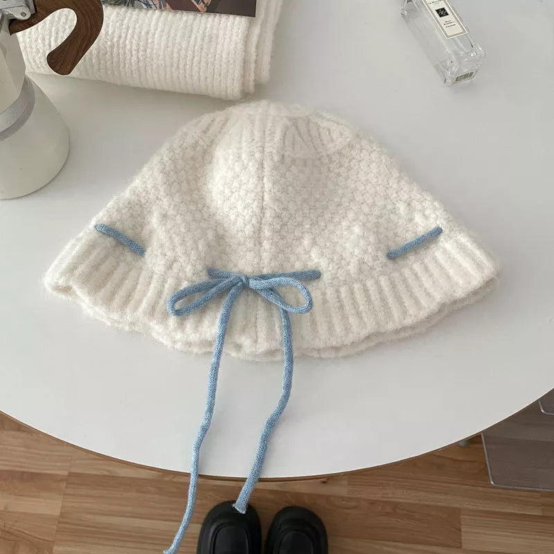 Drawstring Knitted Hat – view 4 | Lola Mariee