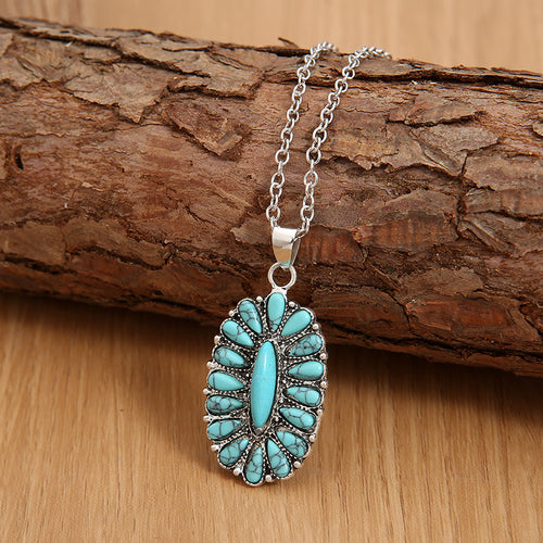 Artificial Turquoise Pendant Alloy Necklace | Lola Mariee