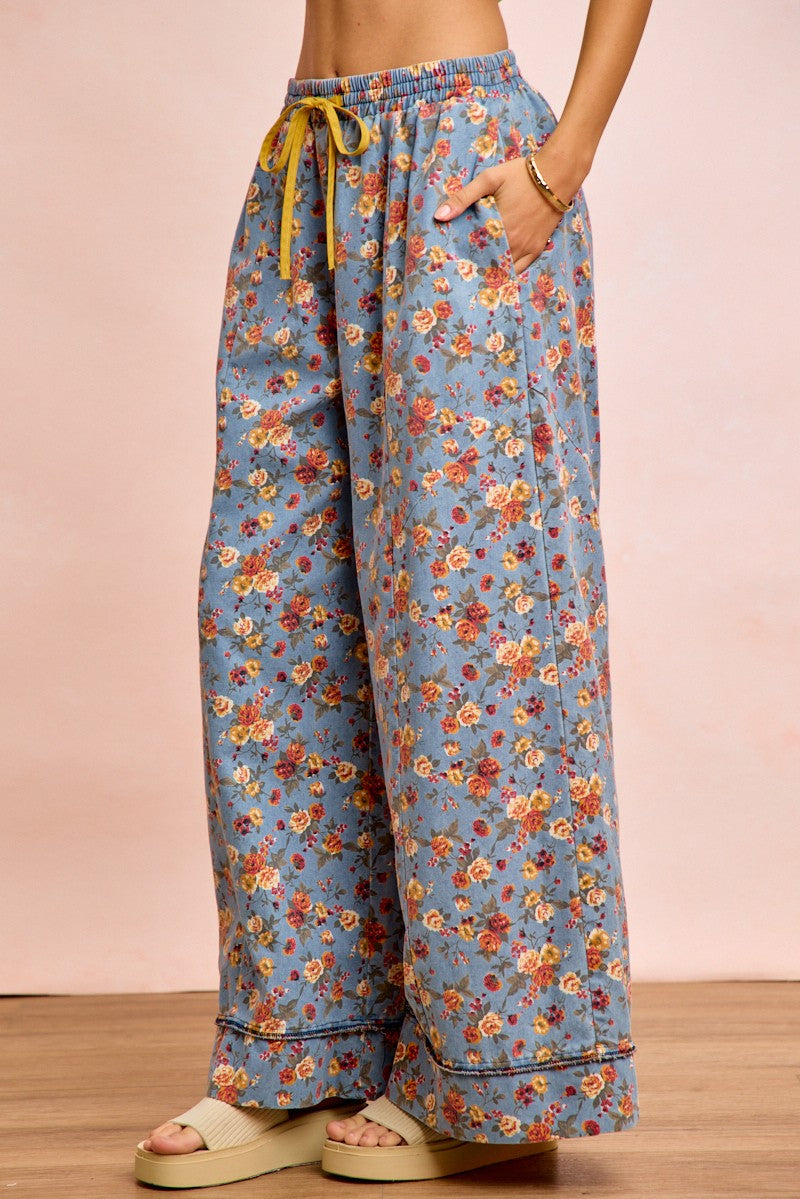 BiBi Floral Printed Drawstring Wide Pants - Trendsi | Lola Mariee