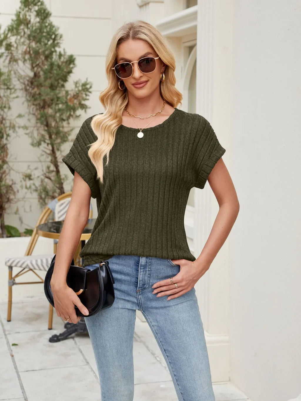 Round Neck Short Sleeve T-Shirt - Trendsi | Lola Mariee