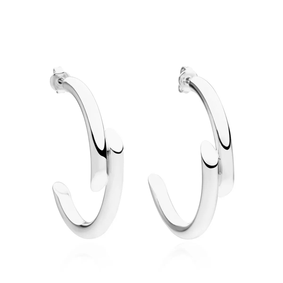Chunky C-Hoop Earrings – view 4 | Lola Mariee
