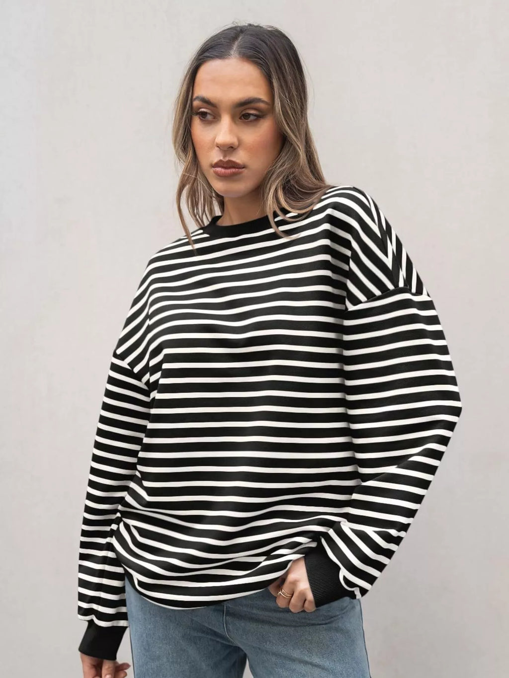 Striped Round Neck Oversized Casual Sweatshirt - Trendsi | Lola Mariee