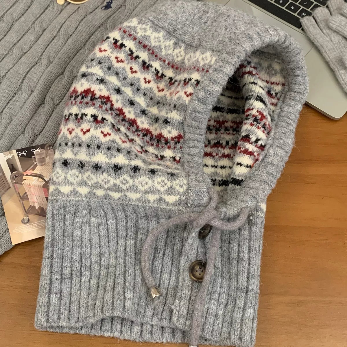 Drawstring Knitted Hat – view 3 | Lola Mariee