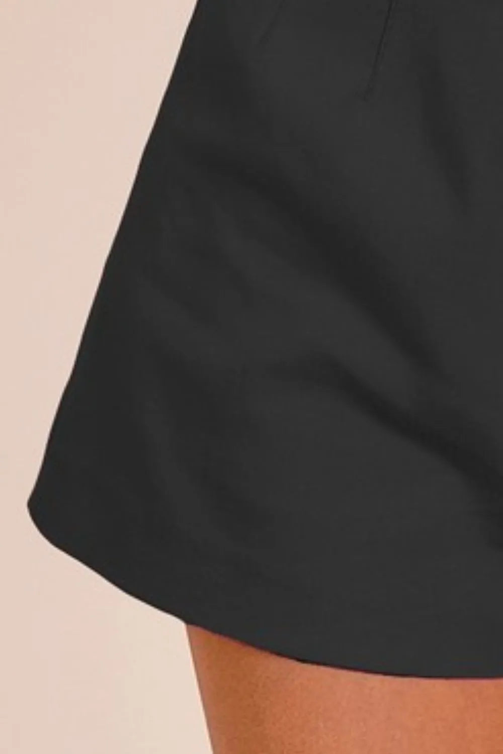 BiBi Bandless Tailored Shorts - Trendsi | Lola Mariee