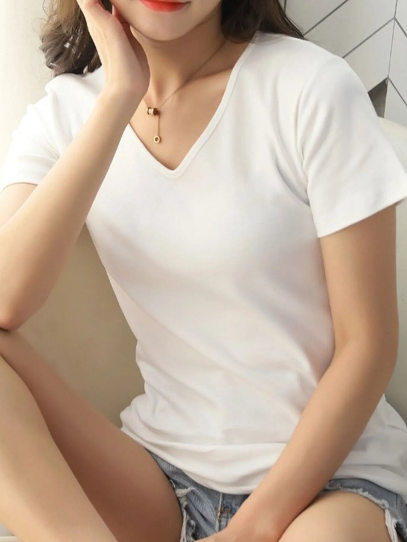 V-Neck Short Sleeve T-Shirt - Trendsi | Lola Mariee