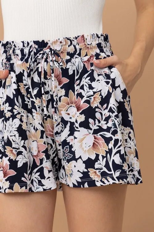 And The Why Wrinkle-free Stretchy Cooling Fabric Shorts – view 2 | Lola Mariee