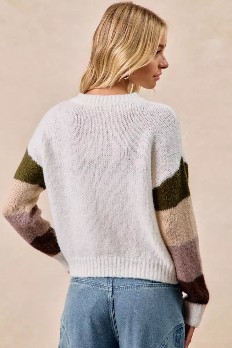BiBi Flower Color Block Sweater - Trendsi | Lola Mariee