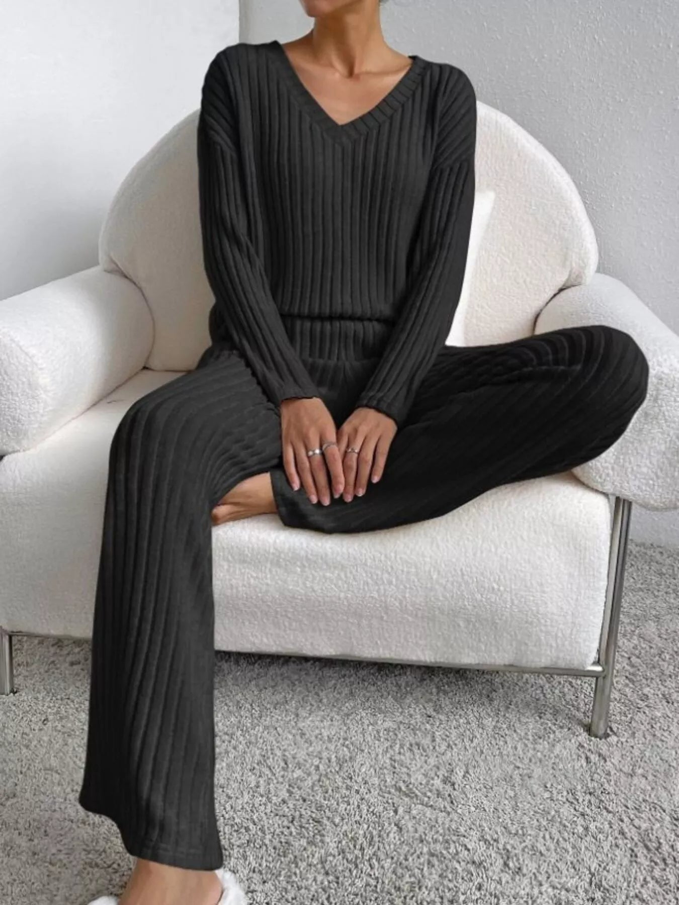 Ribbed Knit V-Neck Top and Pants Set – view 6 | Lola Mariee