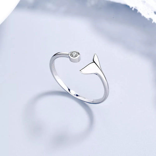925 Sterling Silver Whale Tail Ring | Lola Mariee