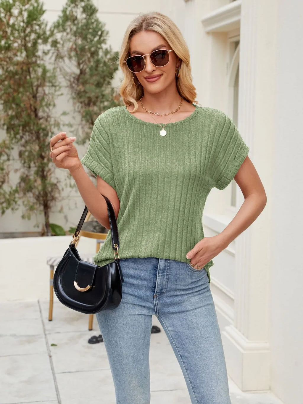 Round Neck Short Sleeve T-Shirt - Trendsi | Lola Mariee